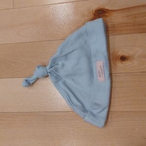 5/20$ 6m blue Baby hat mini heroes 💯 cotton